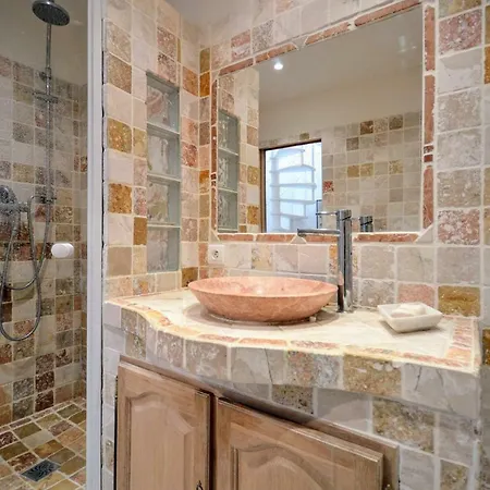 Tropez Sea View Penthouse 아파트