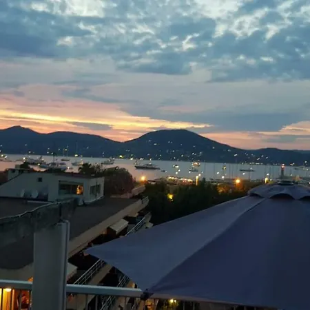 Tropez Sea View Penthouse Сен-Тропе