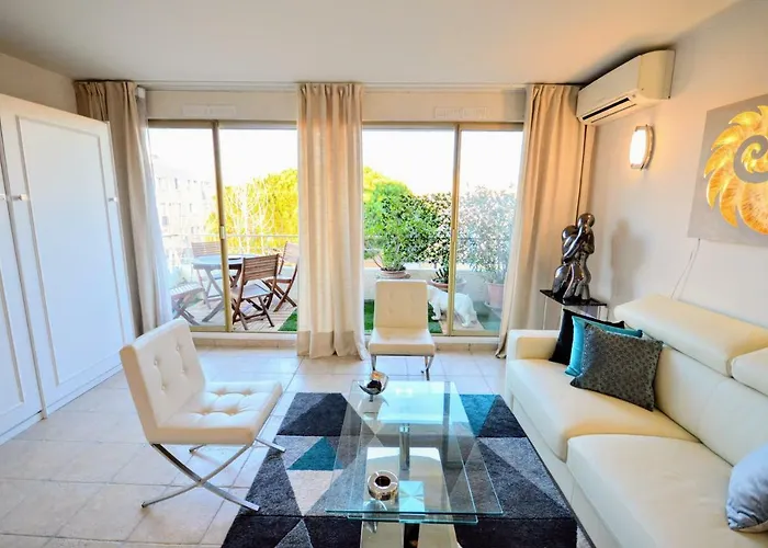 Tropez Sea View Penthouse *