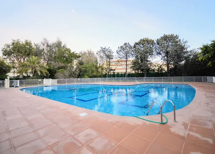 Tropez Sea View Penthouse *