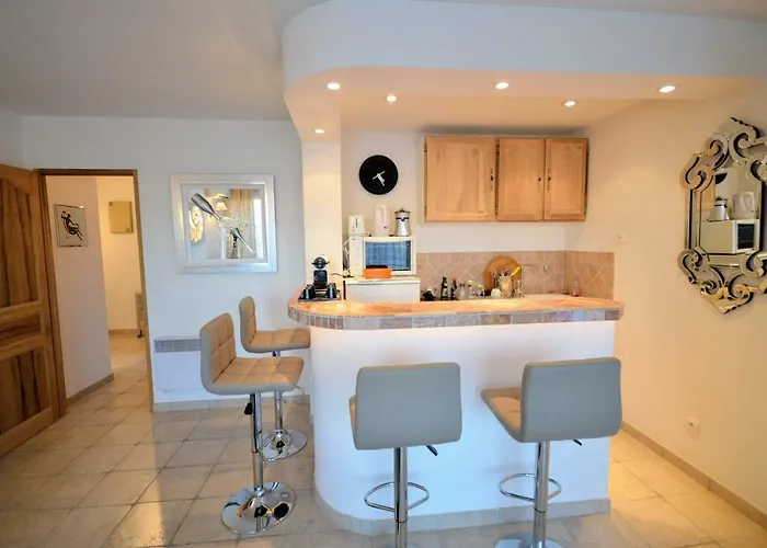 Tropez Sea View Penthouse