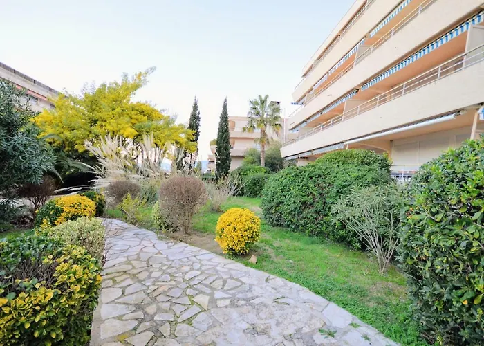 Tropez Sea View Penthouse Appartement