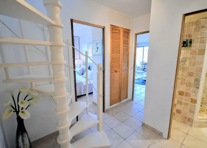 Tropez Sea View Penthouse Appartement